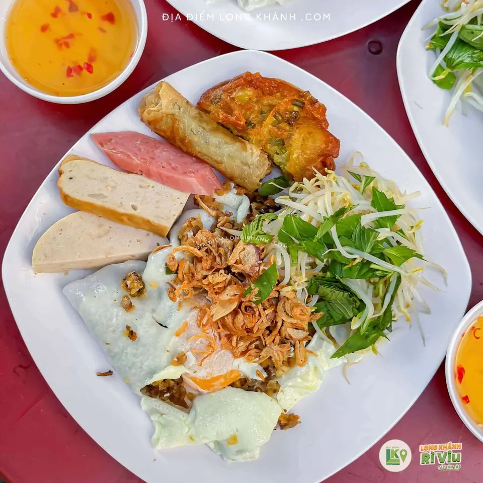 Hình ảnh Bánh cuốn/ướt truyền thống