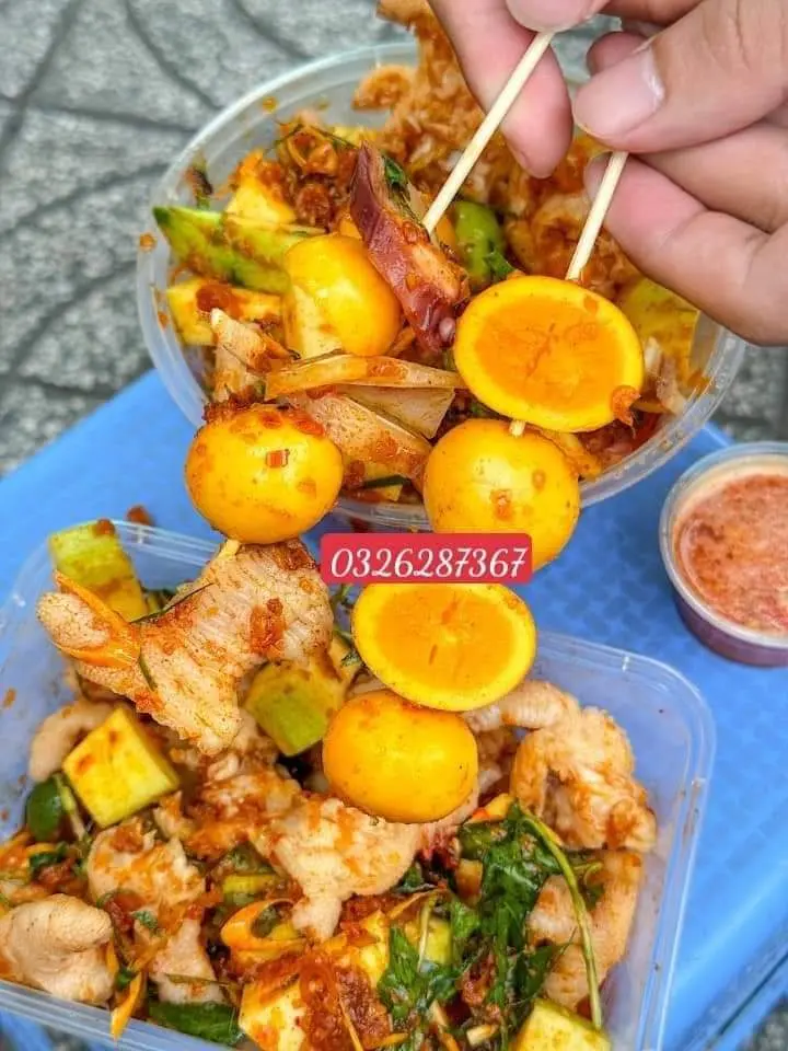 Hình ảnh CHÂN GÀ SỐT THÁI LỚN