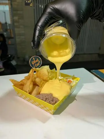Hình ảnh Nachos Việt bò bằm sốt cà chua (có kèm sốt cay)