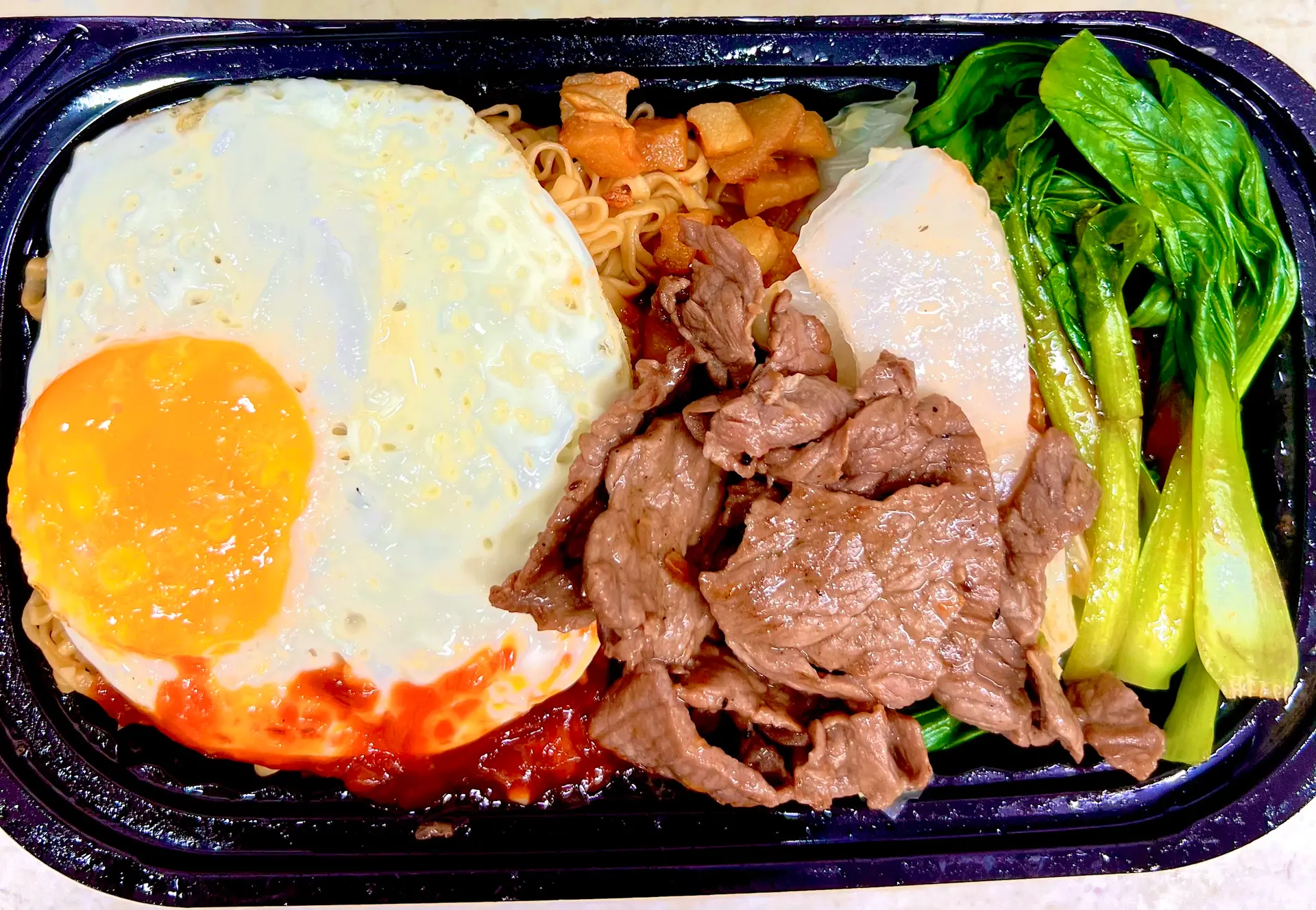 Hình ảnh Mì Trộn Bò Trứng
