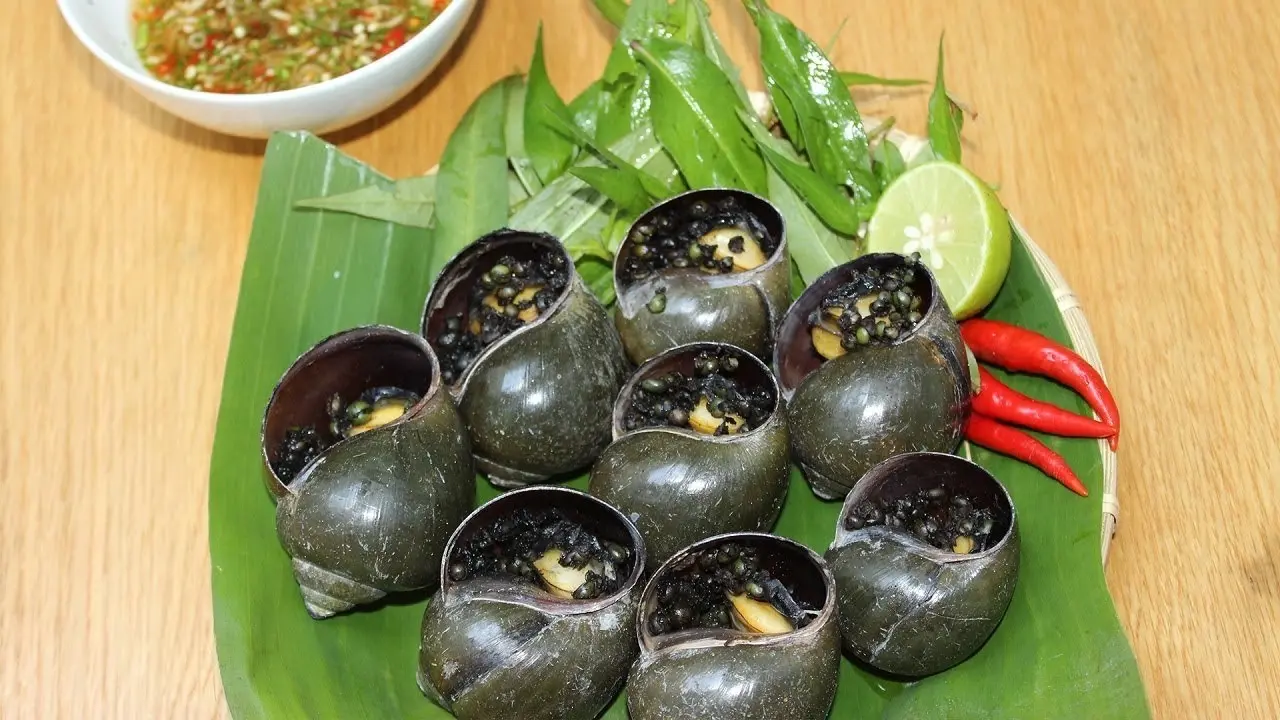 Hình ảnh Ốc bươu nướng tiêu đen