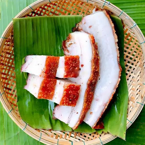 Hình ảnh Thịt heo quay 500g ( để nguyên miếng)