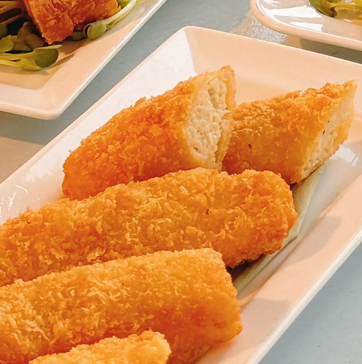 Hình ảnh 2 cuốn - Chả giò phô mai chay - Deep fried chessy roll
