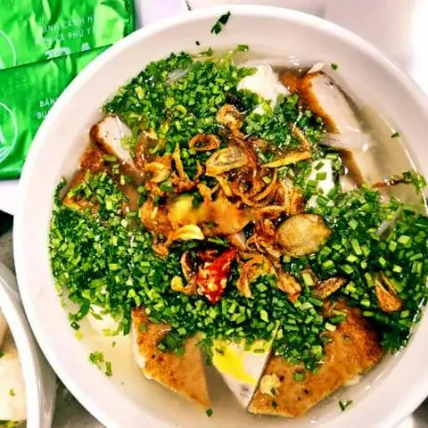 Hình ảnh Bánh canh chả cá chiên - trứng cút
