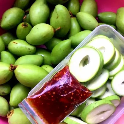 Hình ảnh Xoài bao tử cắt sẵn kèm nước chấm thần thánh