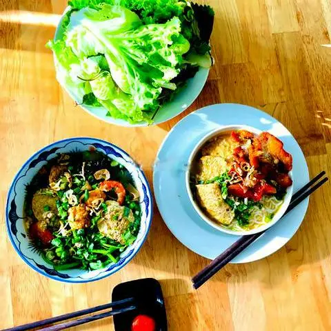 Hình ảnh Bánh đa cua (trắng)