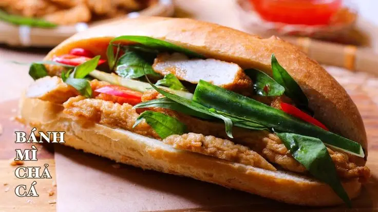 Hình ảnh Bánh mì chả cá