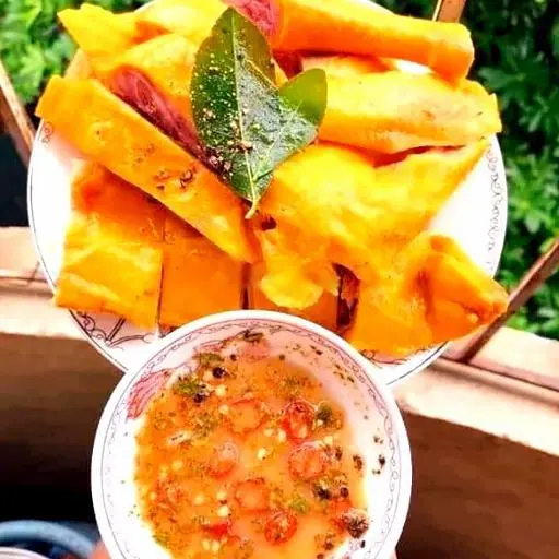 Hình ảnh Combo nửa con gà ủ muối -pepsi -  kèm rau dưa muối chấm