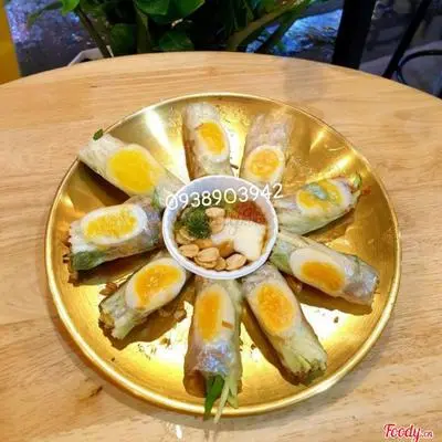 Hình ảnh Bánh tráng cuốn trứng hồng đào (hộp lớn)