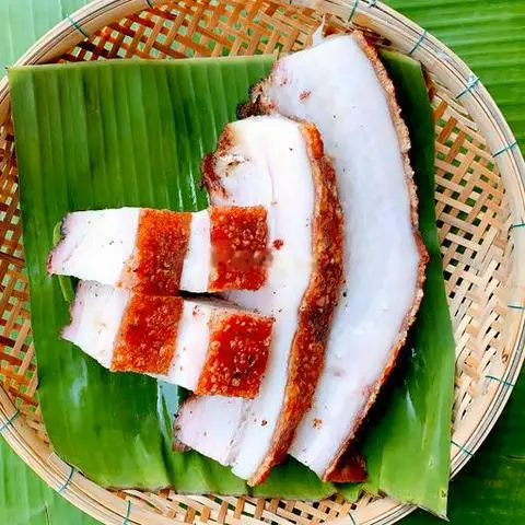 Hình ảnh Thịt heo quay ba rọi 400g