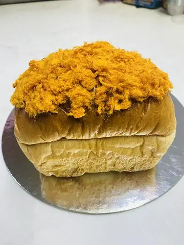 Hình ảnh bánh mì hoàng kim tan chảy 