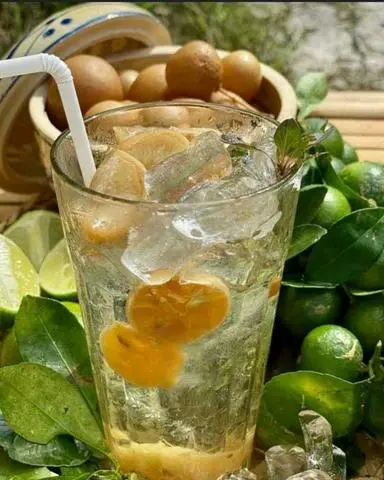Hình ảnh chanh muối nhà ủ ly 1lít