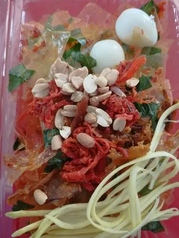 Hình ảnh bánh tráng trộn ớt rim 