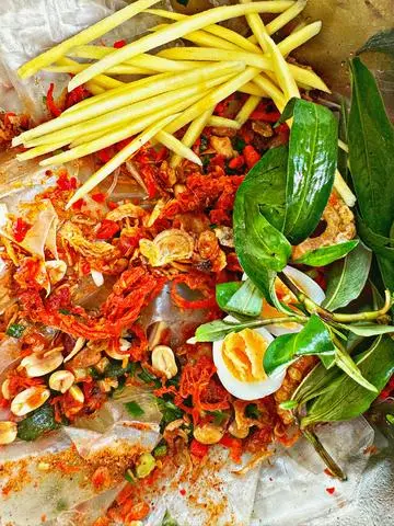 Hình ảnh Bánh Tráng Trộn Truyền Thống