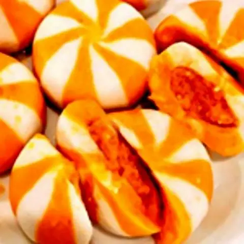 Hình ảnh Bánh bao cá hồi (3 viên)