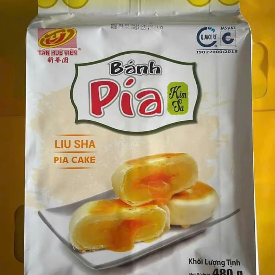 Hình ảnh Bánh pía kim sa 
