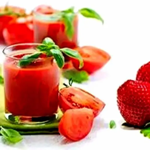 Hình ảnh Sinh tố Dâu + Cà Chua - Ly 500ml