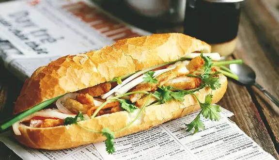 Hình ảnh bánh mì chả cá
