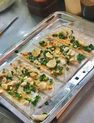 Hình ảnh Bánh Tráng Cuốn Tóp Mỡ Trứng Lòng Đào