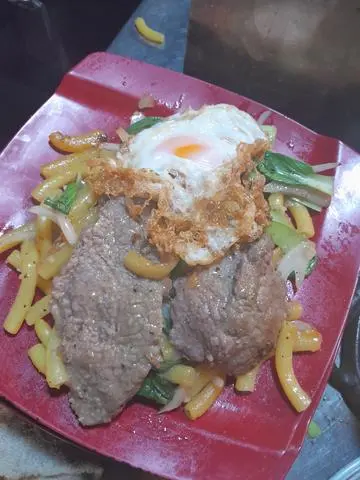Hình ảnh Nui xào bò trứng