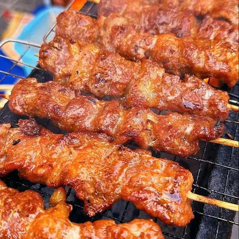 Hình ảnh Cơm Thịt Xiêng Nướng