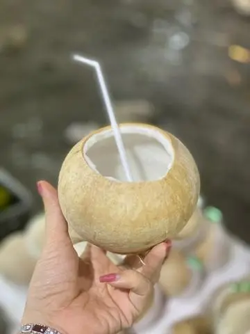 Hình ảnh Dừa Xiêm Trọc Bên Tre