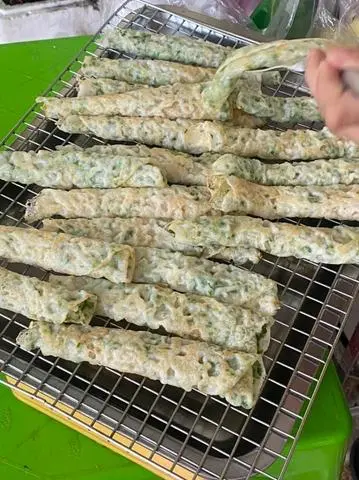 Hình ảnh Combo 10 cái bánh xèo vỏ - mắm nêm