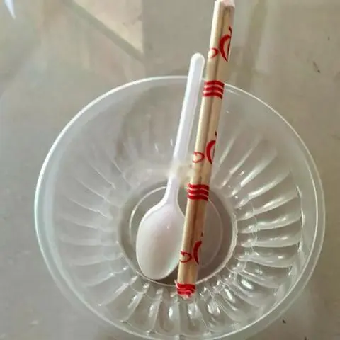 Hình ảnh Tô Nhựa, Muỗng, Đũa 
