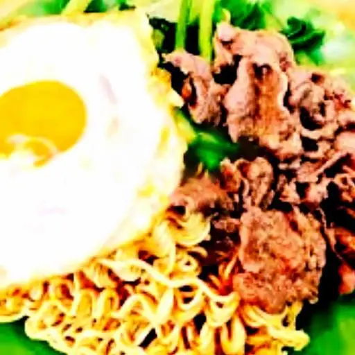Hình ảnh Mì Xào Bò Trứng