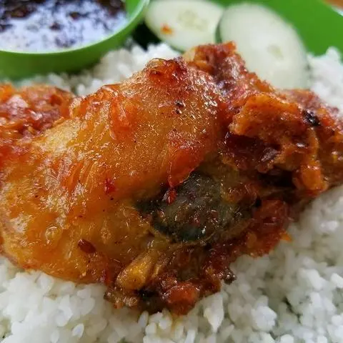 Hình ảnh Gà chiên nước mắm không cơm
