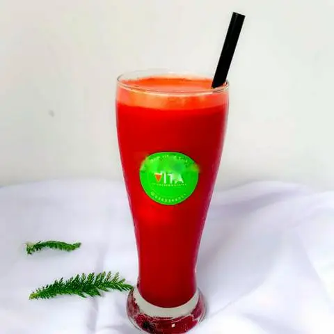 Hình ảnh Nước ép táo, củ dền, cà rốt