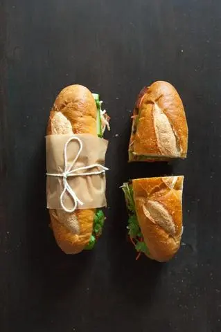 Hình ảnh Bánh Mì PaTe Trứng