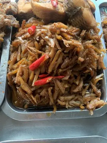 Hình ảnh Cơm cá cơm kho