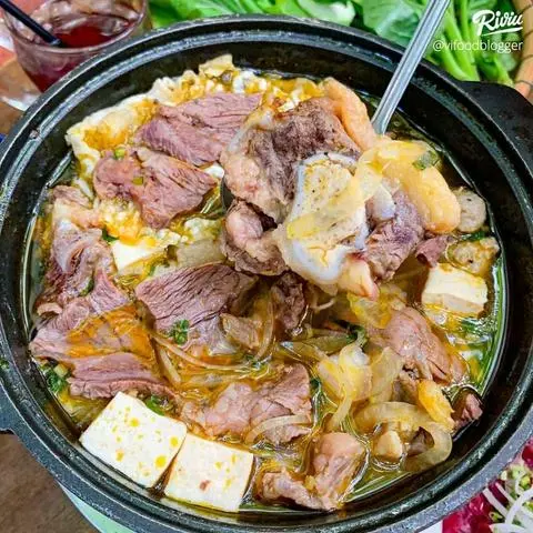 Hình ảnh Lẩu bò sườn sụn thập cẩm