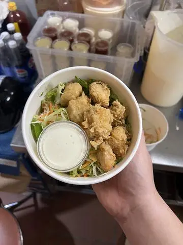 Hình ảnh Salat gà viên