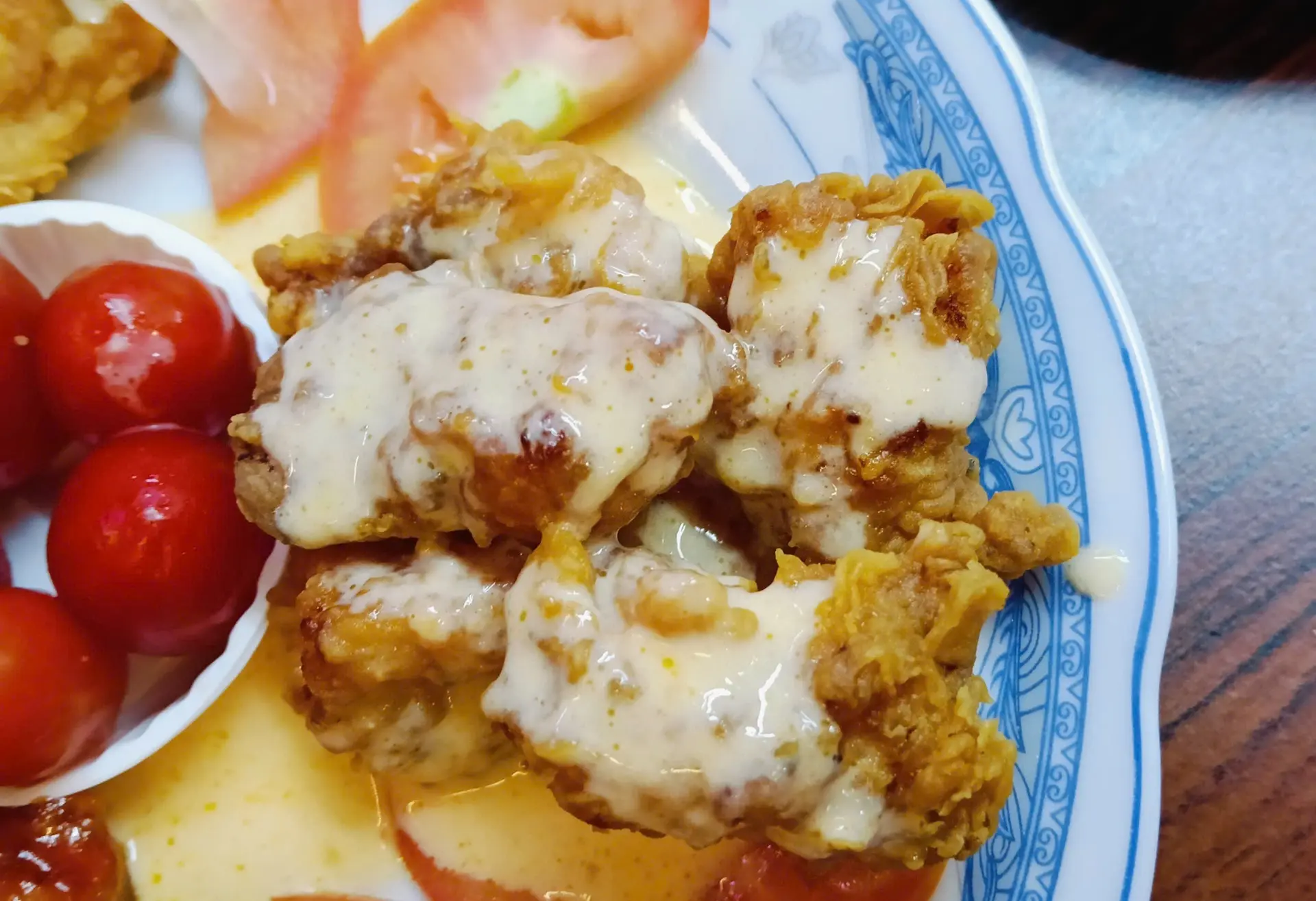 Hình ảnh Gà viênn sốt phô mai