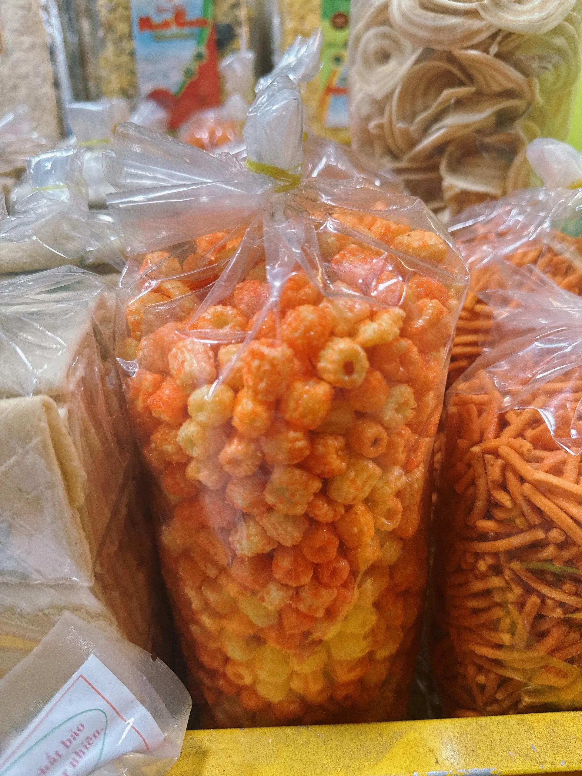 Hình ảnh Nui lớn 500gr 