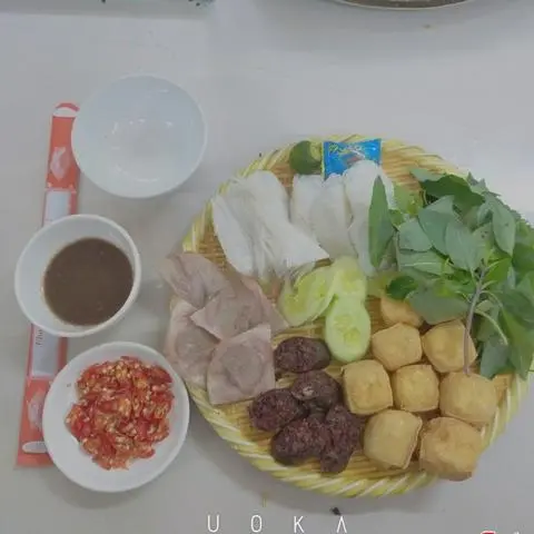 Hình ảnh Bún đậu - thịt chân giò - dồi chiên