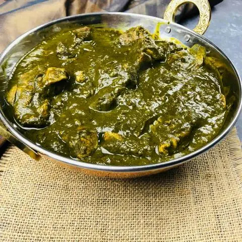 Hình ảnh Saag Gohst ( Dê nấu sốt cà ri + Cải thìa xay)