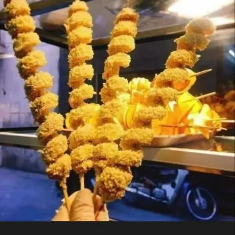 Hình ảnh Xúc xích lốc xoáy