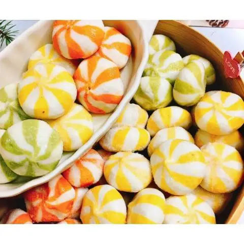 Hình ảnh Bánh bao trứng cá cam (5 viên)