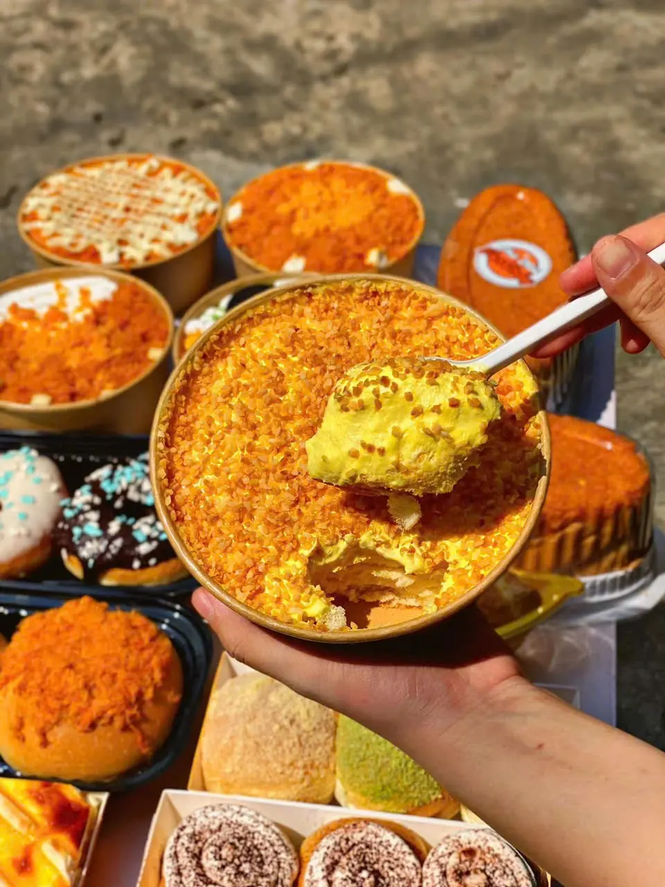 Hình ảnh BÔNG LAN KEM DỪA NƯỚNG 