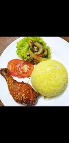 Hình ảnh cơm đùi gà mắm tỏi