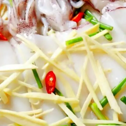 Hình ảnh Mực hấp gừng sả