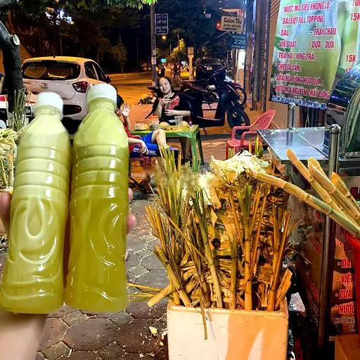 Hình ảnh Nước mía nguyên chất đóng chai 01 lít
