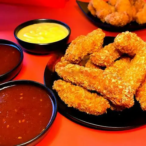 Hình ảnh Gà xù que chấm sốt phô mai sệt