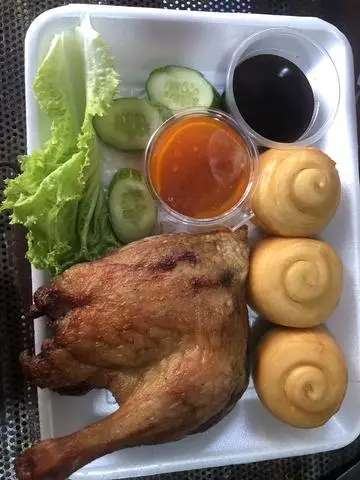 Hình ảnh 1/4 vịt nướng sốt tiêu đen +3 bánh bao 