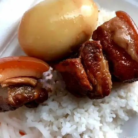 Hình ảnh Cơm thịt kho trứng