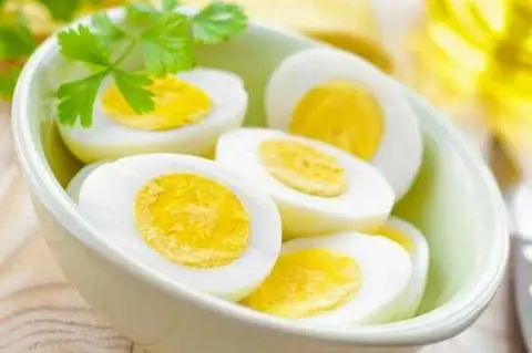 Hình ảnh Trứng cút 5 quả 