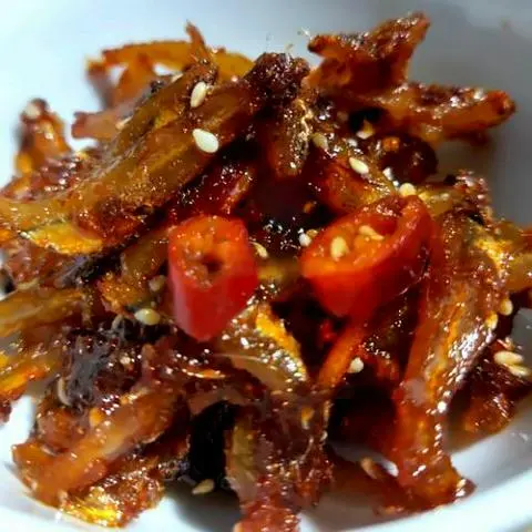Hình ảnh Cá cơm sốt mắm tỏi